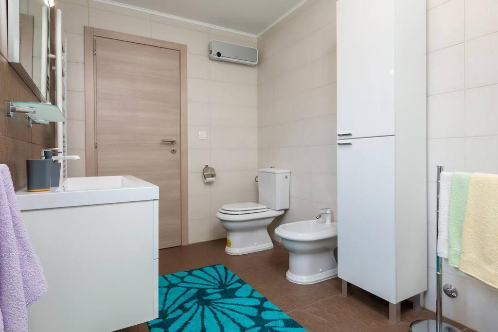 Predivan Novouredeni Apartman U Blizini Mora Banjole Bagian luar foto