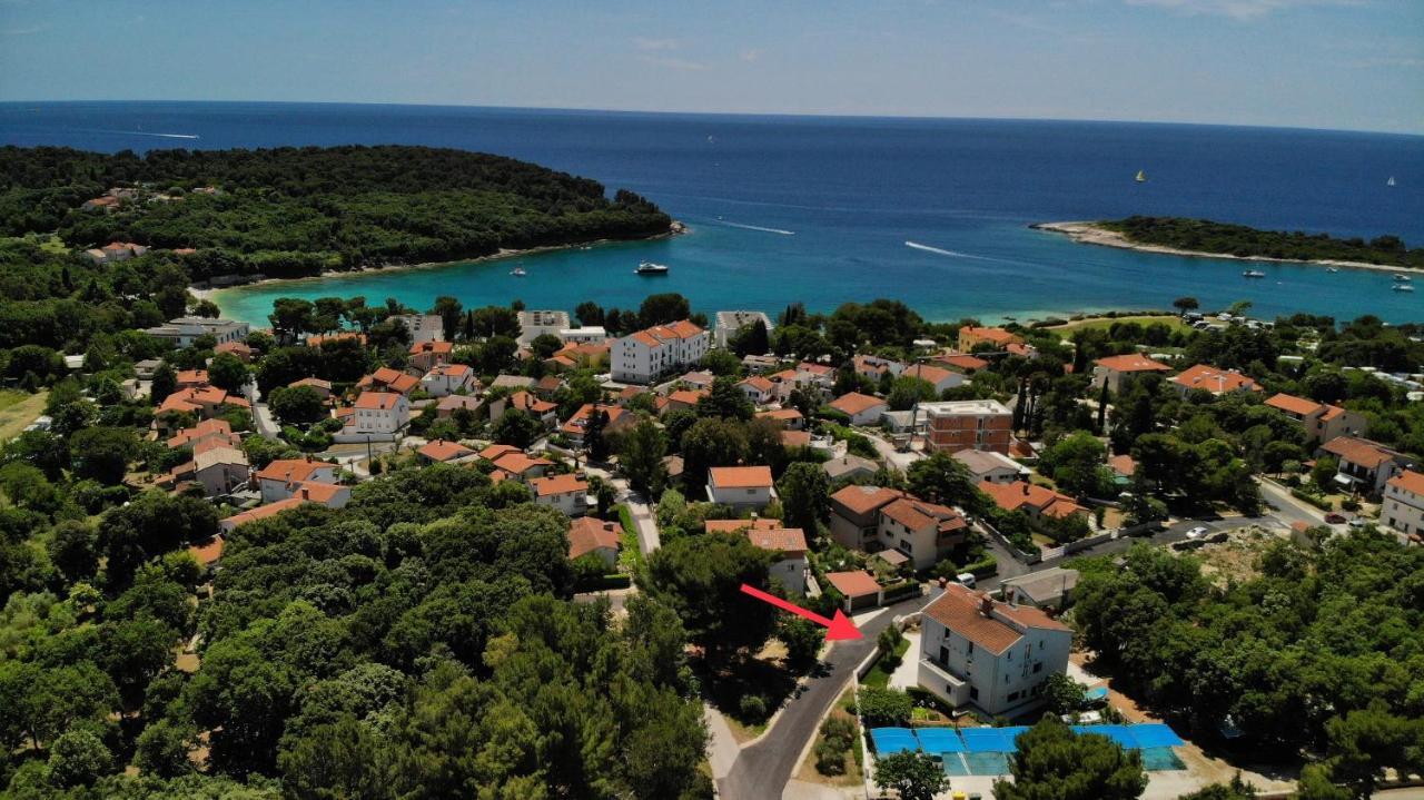 Predivan Novouredeni Apartman U Blizini Mora Banjole Bagian luar foto